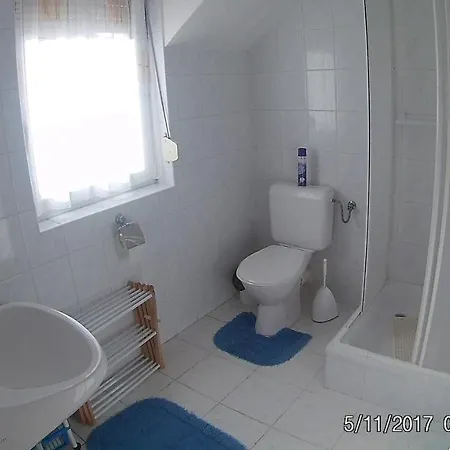Piroska Apartmanhaz 公寓 Hévíz